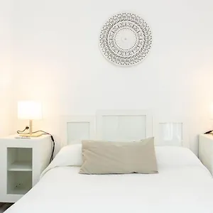 https://apartamento-pelayo-malaga.hotelsinnerja.org